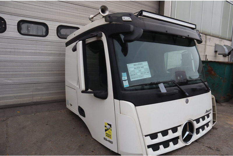 Mercedes-Benz L-STREAMSPACE 2.3MM 320 TUNNEL - Ohjaamo ja sisustus - Kuorma-auto: kuva Mercedes-Benz L-STREAMSPACE 2.3MM 320 TUNNEL - Ohjaamo ja sisustus - Kuorma-auto Mercedes-Benz L-STREAMSPACE 2.3MM 320 TUNNEL - Ohjaamo ja sisustus - Kuorma-auto: kuva Mercedes-Benz L-STREAMSPACE 2.3MM 320 TUNNEL - Ohjaamo ja sisustus - Kuorma-auto