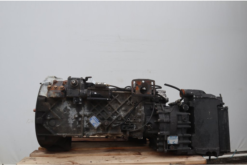 ZF 16S151OD+INT F2000 - Vaihdelaatikko - Kuorma-auto: kuva ZF 16S151OD+INT F2000 - Vaihdelaatikko - Kuorma-auto ZF 16S151OD+INT F2000 - Vaihdelaatikko - Kuorma-auto: kuva ZF 16S151OD+INT F2000 - Vaihdelaatikko - Kuorma-auto