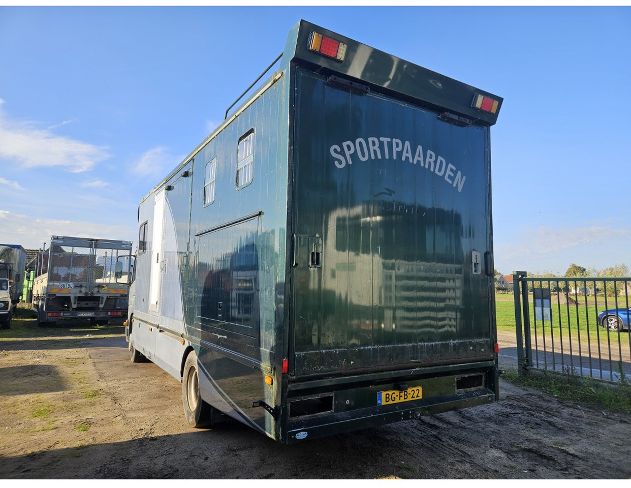 Mercedes Atego 1217 L 4x2 Horse transport Dutch Truck - Hevosauto: kuva Mercedes Atego 1217 L 4x2 Horse transport Dutch Truck - Hevosauto Mercedes Atego 1217 L 4x2 Horse transport Dutch Truck - Hevosauto: kuva Mercedes Atego 1217 L 4x2 Horse transport Dutch Truck - Hevosauto
