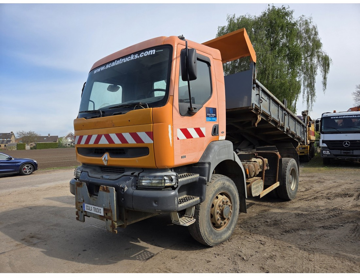 Renault Kerax 340 4x4 Tipper Manual Gearbox Mechanical pump Pompe Mecanique - Kippiauto kuorma-auto: kuva Renault Kerax 340 4x4 Tipper Manual Gearbox Mechanical pump Pompe Mecanique - Kippiauto kuorma-auto Renault Kerax 340 4x4 Tipper Manual Gearbox Mechanical pump Pompe Mecanique - Kippiauto kuorma-auto: kuva Renault Kerax 340 4x4 Tipper Manual Gearbox Mechanical pump Pompe Mecanique - Kippiauto kuorma-auto
