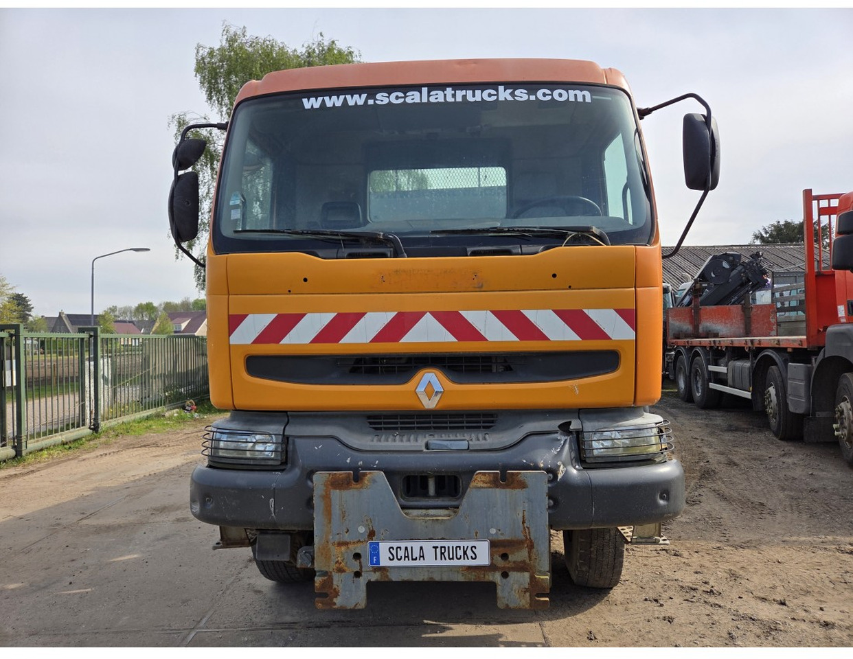 Renault Kerax 340 4x4 Tipper Manual Gearbox Mechanical pump Pompe Mecanique - Kippiauto kuorma-auto: kuva Renault Kerax 340 4x4 Tipper Manual Gearbox Mechanical pump Pompe Mecanique - Kippiauto kuorma-auto Renault Kerax 340 4x4 Tipper Manual Gearbox Mechanical pump Pompe Mecanique - Kippiauto kuorma-auto: kuva Renault Kerax 340 4x4 Tipper Manual Gearbox Mechanical pump Pompe Mecanique - Kippiauto kuorma-auto
