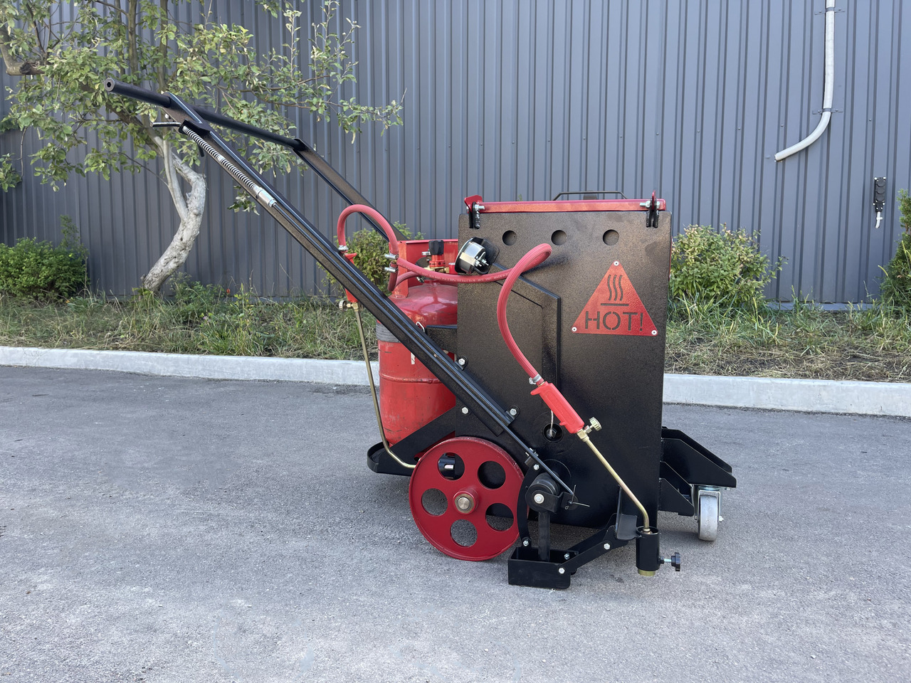 TICAB Manufacturer, Mini Crack Sealing Machine , Hand Push Crack Fill Machine - Bitumin levittäjä: kuva TICAB Manufacturer, Mini Crack Sealing Machine , Hand Push Crack Fill Machine - Bitumin levittäjä TICAB Manufacturer, Mini Crack Sealing Machine , Hand Push Crack Fill Machine - Bitumin levittäjä: kuva TICAB Manufacturer, Mini Crack Sealing Machine , Hand Push Crack Fill Machine - Bitumin levittäjä