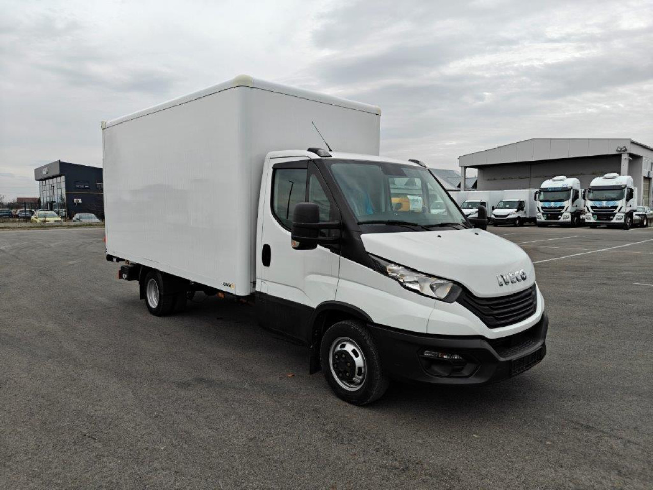 IVECO Daily 35C16 - Pakettiauto: kuva IVECO Daily 35C16 - Pakettiauto IVECO Daily 35C16 - Pakettiauto: kuva IVECO Daily 35C16 - Pakettiauto