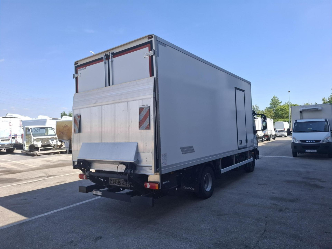 IVECO Eurocargo ML120EL21/P - Refrigeraattori kuorma-auto: kuva IVECO Eurocargo ML120EL21/P - Refrigeraattori kuorma-auto IVECO Eurocargo ML120EL21/P - Refrigeraattori kuorma-auto: kuva IVECO Eurocargo ML120EL21/P - Refrigeraattori kuorma-auto