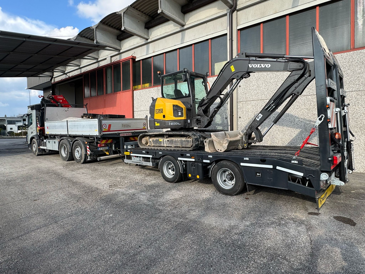 SCORPION 2 AXLE TANDEM TRAILER NEW (MANUFACTURER COMPANY) - Lavaperävaunu: kuva SCORPION 2 AXLE TANDEM TRAILER NEW (MANUFACTURER COMPANY) - Lavaperävaunu SCORPION 2 AXLE TANDEM TRAILER NEW (MANUFACTURER COMPANY) - Lavaperävaunu: kuva SCORPION 2 AXLE TANDEM TRAILER NEW (MANUFACTURER COMPANY) - Lavaperävaunu