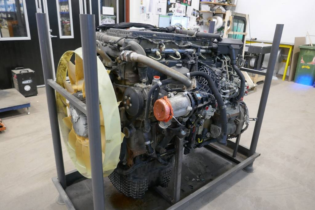 Mercedes-Benz Actros - Moottori - Kuorma-auto: kuva Mercedes-Benz Actros - Moottori - Kuorma-auto Mercedes-Benz Actros - Moottori - Kuorma-auto: kuva Mercedes-Benz Actros - Moottori - Kuorma-auto