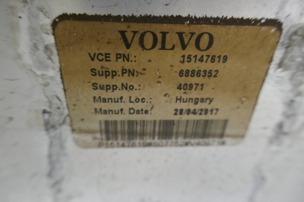 Volvo L180 HL Kylare voe15147619 - Jäähdytin - Rakennuskoneet: kuva Volvo L180 HL Kylare voe15147619 - Jäähdytin - Rakennuskoneet Volvo L180 HL Kylare voe15147619 - Jäähdytin - Rakennuskoneet: kuva Volvo L180 HL Kylare voe15147619 - Jäähdytin - Rakennuskoneet