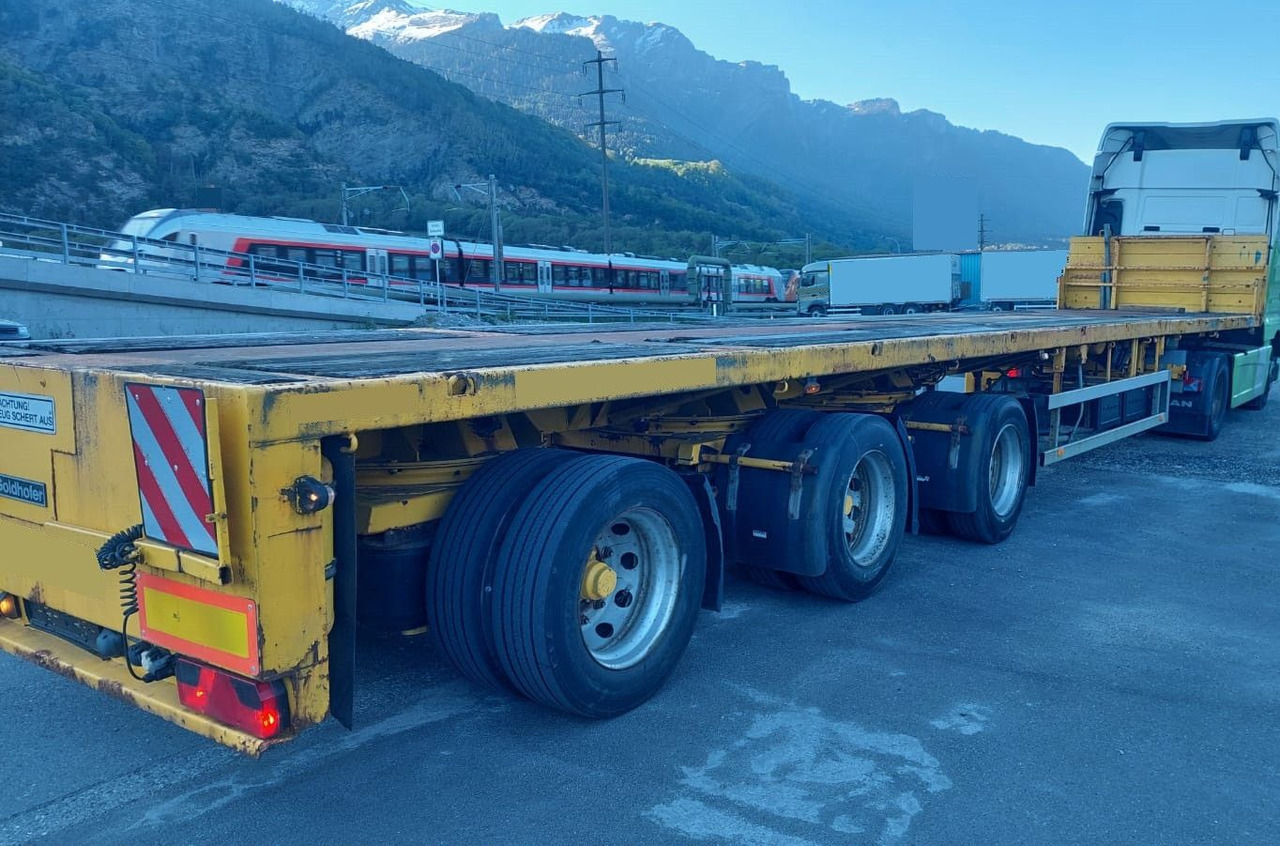 Goldhofer SPZ DL 3-36/80A, 56ton Goldhofer SPZ DL 3-36/80A, 56ton, 3m teleskop - Apuvaunu puoliperävaunu: kuva Goldhofer SPZ DL 3-36/80A, 56ton Goldhofer SPZ DL 3-36/80A, 56ton, 3m teleskop - Apuvaunu puoliperävaunu Goldhofer SPZ DL 3-36/80A, 56ton Goldhofer SPZ DL 3-36/80A, 56ton, 3m teleskop - Apuvaunu puoliperävaunu: kuva Goldhofer SPZ DL 3-36/80A, 56ton Goldhofer SPZ DL 3-36/80A, 56ton, 3m teleskop - Apuvaunu puoliperävaunu