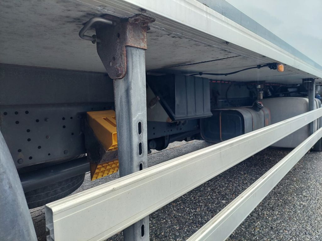 Refrigeraattori kuorma-auto Iveco 190S40 Stralis 4x2, Euro 6, Carrier Supra 1150 Iveco 190S40 Stralis 4x2, Euro 6, Carrier Supra 1150: kuva Refrigeraattori kuorma-auto Iveco 190S40 Stralis 4x2, Euro 6, Carrier Supra 1150 Iveco 190S40 Stralis 4x2, Euro 6, Carrier Supra 1150