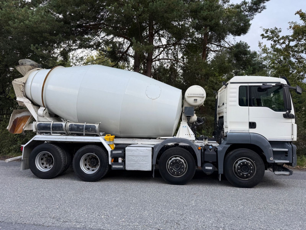 MAN TGS 32.440 8x4, Euro 6, Liebherr 9m3 - Betoniauto: kuva MAN TGS 32.440 8x4, Euro 6, Liebherr 9m3 - Betoniauto MAN TGS 32.440 8x4, Euro 6, Liebherr 9m3 - Betoniauto: kuva MAN TGS 32.440 8x4, Euro 6, Liebherr 9m3 - Betoniauto