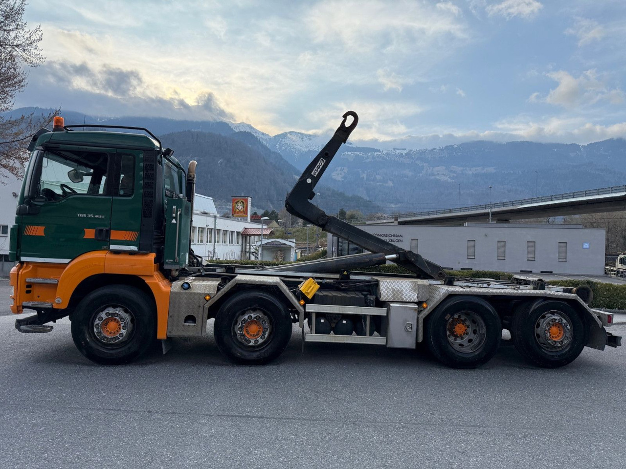 MAN TGS 35.480 8x2, E5, Mobas Abroll - Koukkulava kuorma-auto: kuva MAN TGS 35.480 8x2, E5, Mobas Abroll - Koukkulava kuorma-auto MAN TGS 35.480 8x2, E5, Mobas Abroll - Koukkulava kuorma-auto: kuva MAN TGS 35.480 8x2, E5, Mobas Abroll - Koukkulava kuorma-auto