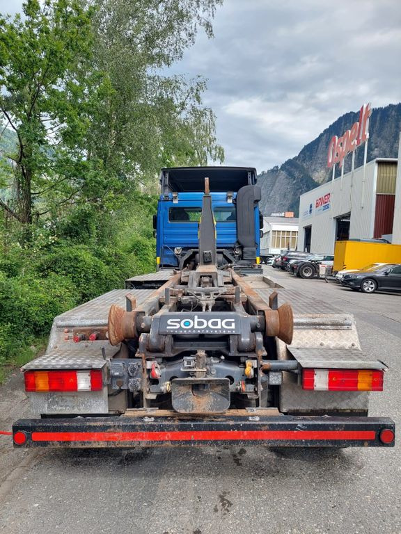 Koukkulava kuorma-auto Mercedes-Benz Actros 3248 8x4, E5, MP3, EPS, Neuer Motor: kuva Koukkulava kuorma-auto Mercedes-Benz Actros 3248 8x4, E5, MP3, EPS, Neuer Motor