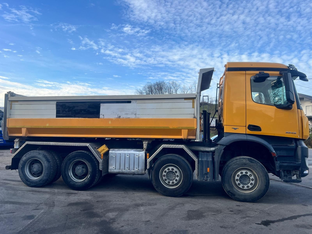 Mercedes-Benz Arocs 3243 8x4, E6, Meiller Kipper - Kippiauto kuorma-auto: kuva Mercedes-Benz Arocs 3243 8x4, E6, Meiller Kipper - Kippiauto kuorma-auto Mercedes-Benz Arocs 3243 8x4, E6, Meiller Kipper - Kippiauto kuorma-auto: kuva Mercedes-Benz Arocs 3243 8x4, E6, Meiller Kipper - Kippiauto kuorma-auto