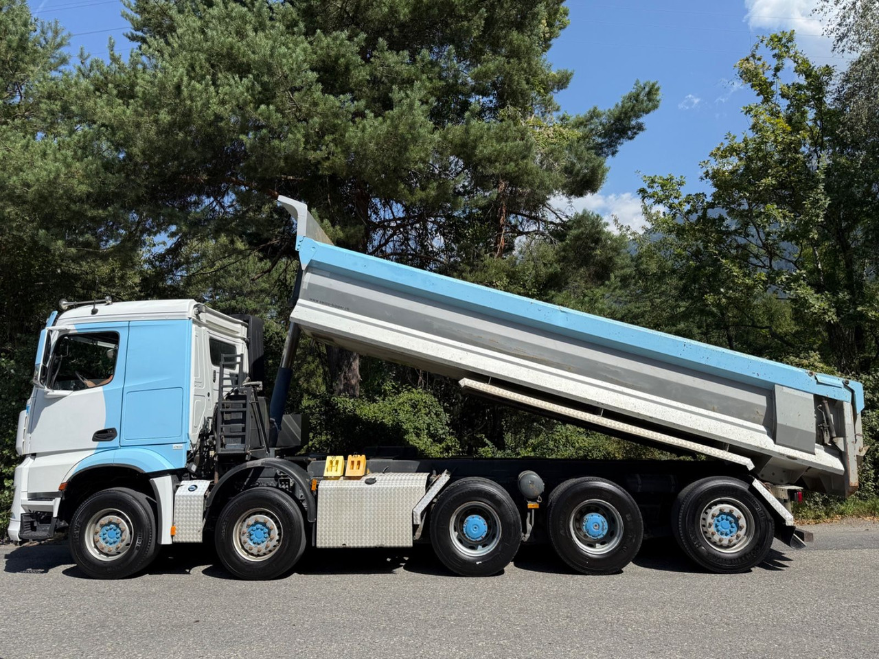 Mercedes-Benz Arocs 4451 10x4, E6, Swiss Kipper, Dumper - Kippiauto kuorma-auto: kuva  Mercedes-Benz Arocs 4451 10x4, E6, Swiss Kipper, Dumper - Kippiauto kuorma-auto Mercedes-Benz Arocs 4451 10x4, E6, Swiss Kipper, Dumper - Kippiauto kuorma-auto: kuva  Mercedes-Benz Arocs 4451 10x4, E6, Swiss Kipper, Dumper - Kippiauto kuorma-auto