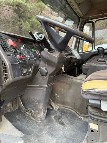 Mercedes-Benz SK 1831 K 4x2, Abroll - Koukkulava kuorma-auto: kuva Mercedes-Benz SK 1831 K 4x2, Abroll - Koukkulava kuorma-auto Mercedes-Benz SK 1831 K 4x2, Abroll - Koukkulava kuorma-auto: kuva Mercedes-Benz SK 1831 K 4x2, Abroll - Koukkulava kuorma-auto