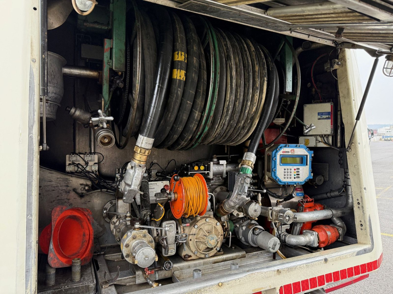 Renault C460 4x2, Euro 6,ADR,Diesel Benzin,Rohr Anhaeger Renault C460 4x2, Euro 6c, ADR, Diesel Benzin - Säiliöauto: kuva Renault C460 4x2, Euro 6,ADR,Diesel Benzin,Rohr Anhaeger Renault C460 4x2, Euro 6c, ADR, Diesel Benzin - Säiliöauto Renault C460 4x2, Euro 6,ADR,Diesel Benzin,Rohr Anhaeger Renault C460 4x2, Euro 6c, ADR, Diesel Benzin - Säiliöauto: kuva Renault C460 4x2, Euro 6,ADR,Diesel Benzin,Rohr Anhaeger Renault C460 4x2, Euro 6c, ADR, Diesel Benzin - Säiliöauto