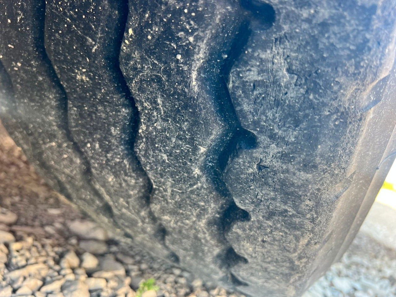 Säiliöpuoliperävaunu Schwarzmüller TS 3/E ADR, 6 Kammern Treibstoff Fuel: kuva Säiliöpuoliperävaunu Schwarzmüller TS 3/E ADR, 6 Kammern Treibstoff Fuel