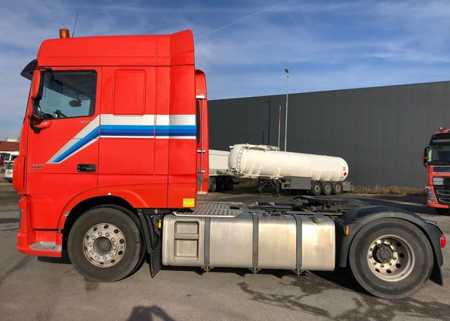 DAF XF460 FT 4x2, Euro 6, ADR, Hydraulik, Retarder - Vetopöytäauto: kuva DAF XF460 FT 4x2, Euro 6, ADR, Hydraulik, Retarder - Vetopöytäauto DAF XF460 FT 4x2, Euro 6, ADR, Hydraulik, Retarder - Vetopöytäauto: kuva DAF XF460 FT 4x2, Euro 6, ADR, Hydraulik, Retarder - Vetopöytäauto