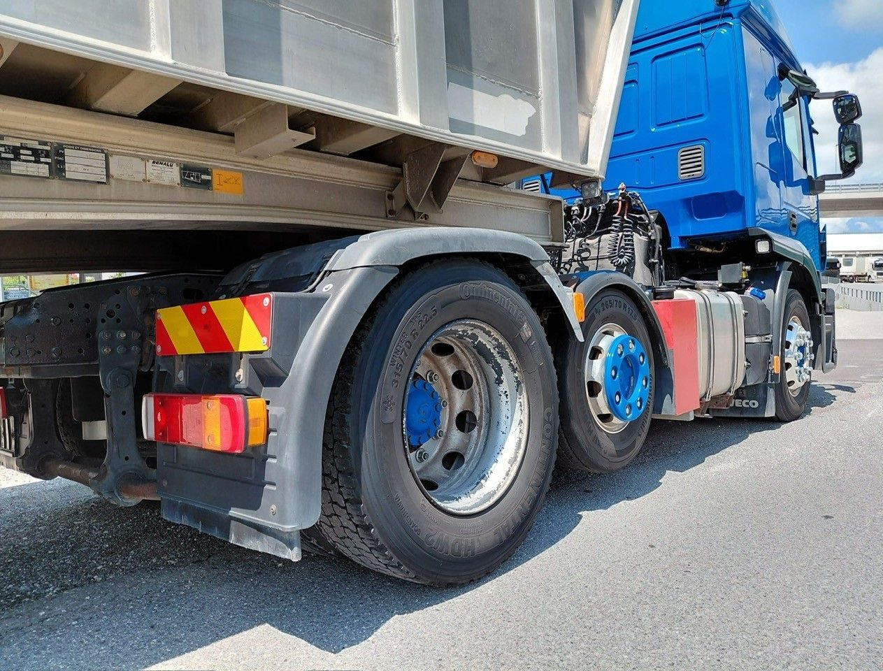 Iveco 440S48TX Stralis 6x2, E6, Kipphydraulik - Vetopöytäauto: kuva Iveco 440S48TX Stralis 6x2, E6, Kipphydraulik - Vetopöytäauto Iveco 440S48TX Stralis 6x2, E6, Kipphydraulik - Vetopöytäauto: kuva Iveco 440S48TX Stralis 6x2, E6, Kipphydraulik - Vetopöytäauto
