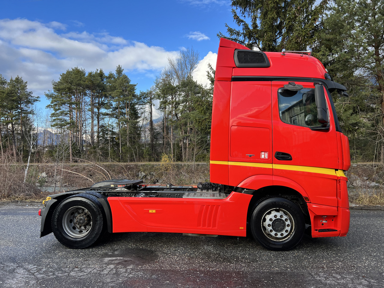 MERCEDES-BENZ Actros 1845 4x2, E6, Retarder - Vetopöytäauto: kuva MERCEDES-BENZ Actros 1845 4x2, E6, Retarder - Vetopöytäauto MERCEDES-BENZ Actros 1845 4x2, E6, Retarder - Vetopöytäauto: kuva MERCEDES-BENZ Actros 1845 4x2, E6, Retarder - Vetopöytäauto