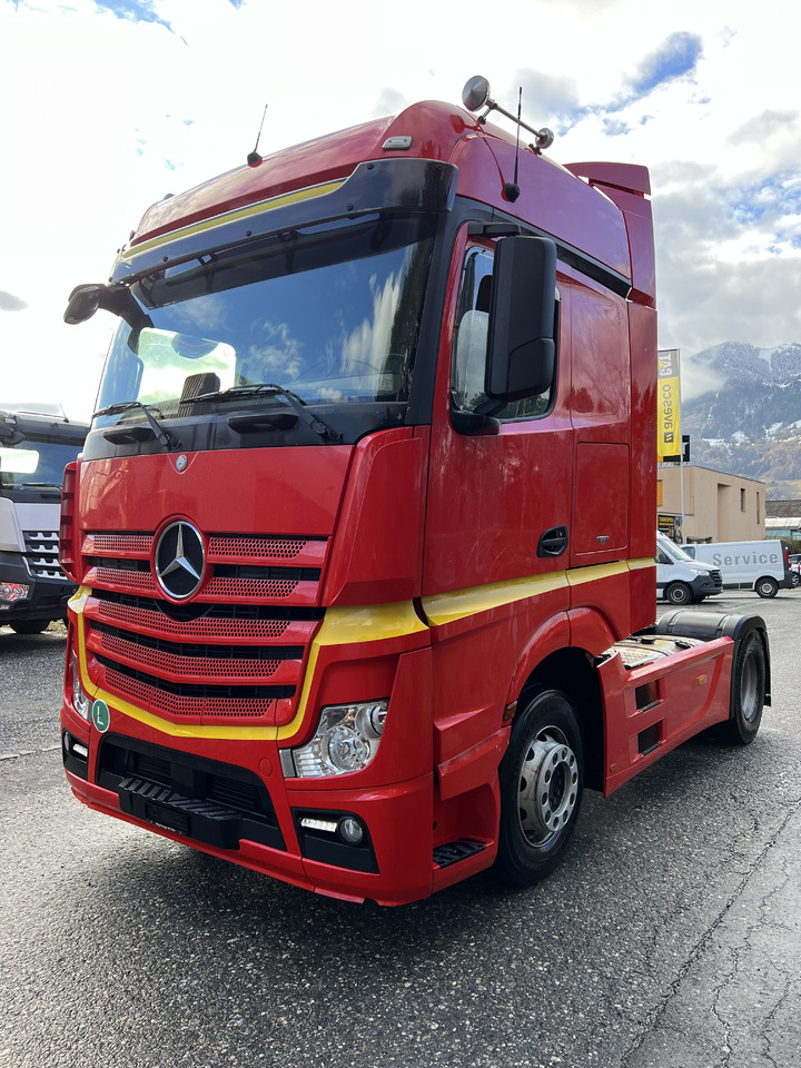 MERCEDES-BENZ Actros 1845 4x2, E6, Retarder - Vetopöytäauto: kuva MERCEDES-BENZ Actros 1845 4x2, E6, Retarder - Vetopöytäauto MERCEDES-BENZ Actros 1845 4x2, E6, Retarder - Vetopöytäauto: kuva MERCEDES-BENZ Actros 1845 4x2, E6, Retarder - Vetopöytäauto