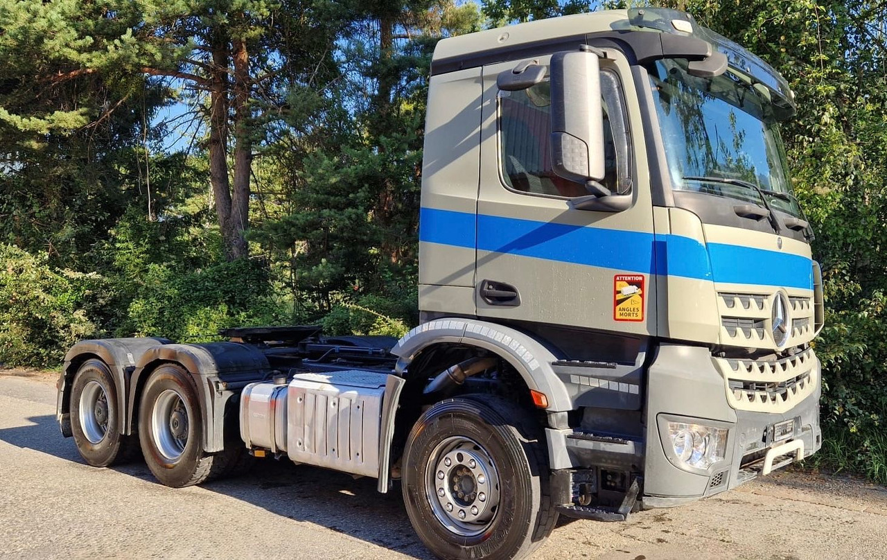 Mercedes-Benz Arocs 2648 6x4, E6, Retarder, Kipphydraulik - Vetopöytäauto: kuva Mercedes-Benz Arocs 2648 6x4, E6, Retarder, Kipphydraulik - Vetopöytäauto Mercedes-Benz Arocs 2648 6x4, E6, Retarder, Kipphydraulik - Vetopöytäauto: kuva Mercedes-Benz Arocs 2648 6x4, E6, Retarder, Kipphydraulik - Vetopöytäauto