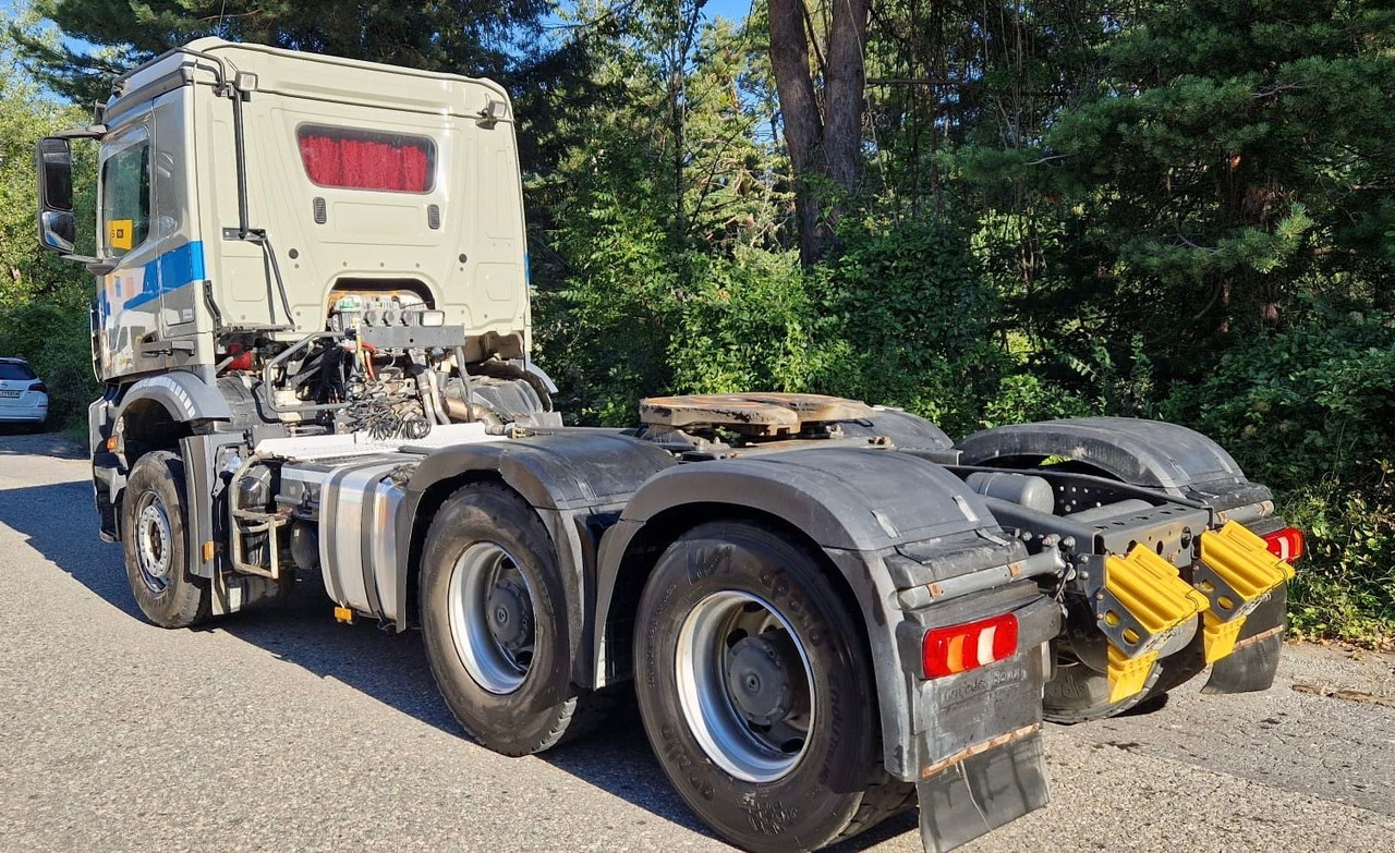 Mercedes-Benz Arocs 2648 6x4, E6, Retarder, Kipphydraulik - Vetopöytäauto: kuva Mercedes-Benz Arocs 2648 6x4, E6, Retarder, Kipphydraulik - Vetopöytäauto Mercedes-Benz Arocs 2648 6x4, E6, Retarder, Kipphydraulik - Vetopöytäauto: kuva Mercedes-Benz Arocs 2648 6x4, E6, Retarder, Kipphydraulik - Vetopöytäauto