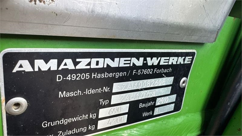 Amazone ZAM 3000 Z-AM 3000 Ultra - Kuivalannan levitin: kuva Amazone ZAM 3000 Z-AM 3000 Ultra - Kuivalannan levitin Amazone ZAM 3000 Z-AM 3000 Ultra - Kuivalannan levitin: kuva Amazone ZAM 3000 Z-AM 3000 Ultra - Kuivalannan levitin