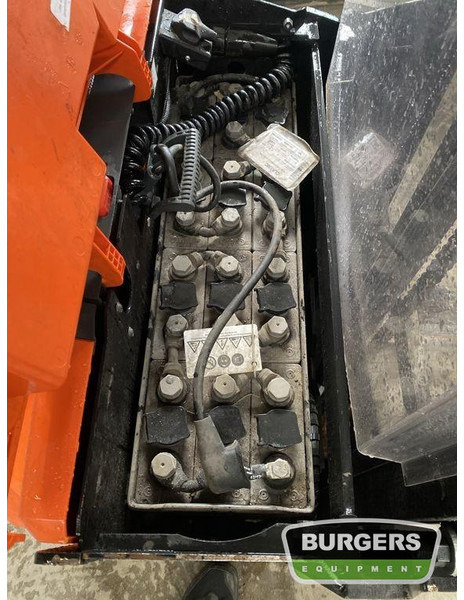 Pinoamistrukki BT SWE120: kuva Pinoamistrukki BT SWE120 Pinoamistrukki BT SWE120: kuva Pinoamistrukki BT SWE120