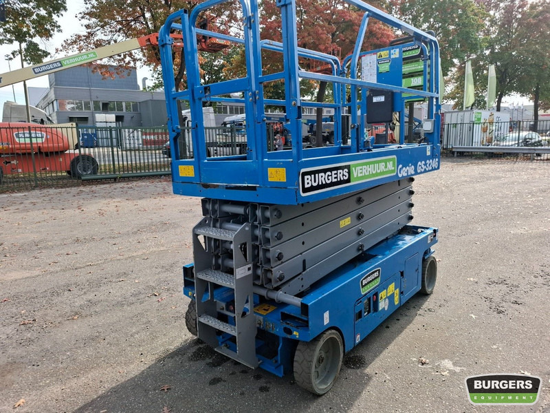 Genie GS3246 Nieuwe accus + lader - Saksilava: kuva Genie GS3246 Nieuwe accus + lader - Saksilava Genie GS3246 Nieuwe accus + lader - Saksilava: kuva Genie GS3246 Nieuwe accus + lader - Saksilava
