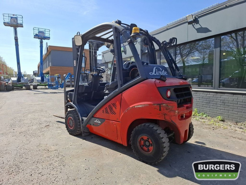 Linde H25T - Kaasutrukki: kuva Linde H25T - Kaasutrukki Linde H25T - Kaasutrukki: kuva Linde H25T - Kaasutrukki
