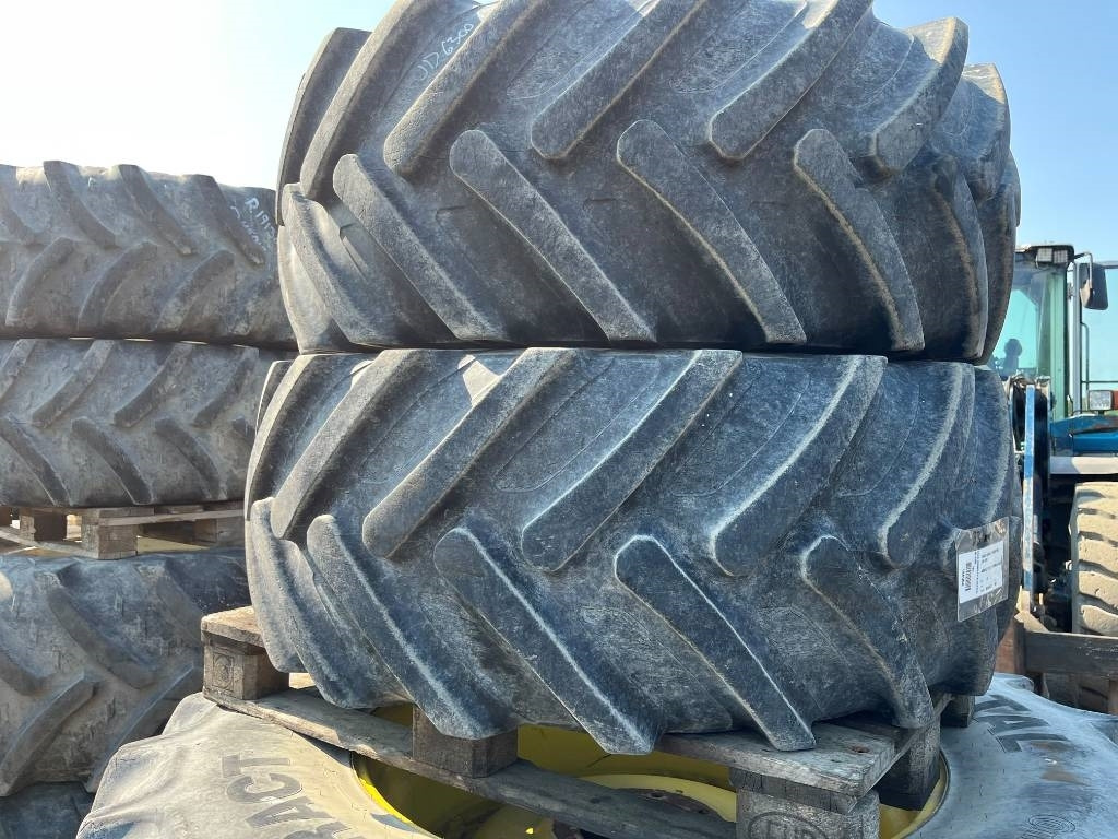 Alliance 480/70R24 till John Deere 6300 - Rengas - Maatalouskoneet: kuva Alliance 480/70R24 till John Deere 6300 - Rengas - Maatalouskoneet Alliance 480/70R24 till John Deere 6300 - Rengas - Maatalouskoneet: kuva Alliance 480/70R24 till John Deere 6300 - Rengas - Maatalouskoneet