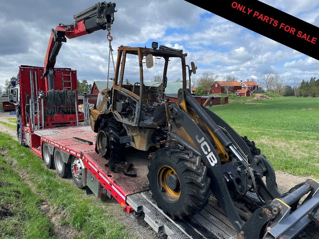 JCB 409 Dismantled: only spare parts - Pyöräkuormaaja: kuva JCB 409 Dismantled: only spare parts - Pyöräkuormaaja JCB 409 Dismantled: only spare parts - Pyöräkuormaaja: kuva JCB 409 Dismantled: only spare parts - Pyöräkuormaaja