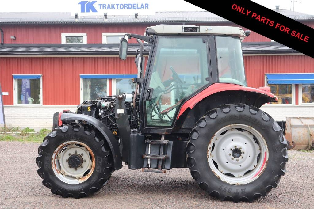 Massey Ferguson 5445 Dismantled. Only spare parts - Traktori: kuva Massey Ferguson 5445 Dismantled. Only spare parts - Traktori Massey Ferguson 5445 Dismantled. Only spare parts - Traktori: kuva Massey Ferguson 5445 Dismantled. Only spare parts - Traktori