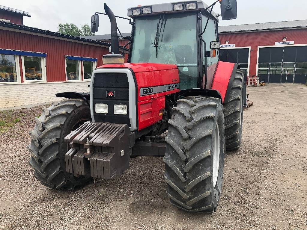 Massey Ferguson 6180 Dismantled for spare parts - Traktori: kuva Massey Ferguson 6180 Dismantled for spare parts - Traktori Massey Ferguson 6180 Dismantled for spare parts - Traktori: kuva Massey Ferguson 6180 Dismantled for spare parts - Traktori