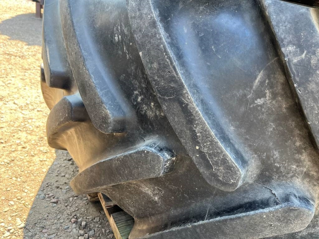 Michelin 540/65R30 till John Deere 7430 - Rengas - Maatalouskoneet: kuva Michelin 540/65R30 till John Deere 7430 - Rengas - Maatalouskoneet Michelin 540/65R30 till John Deere 7430 - Rengas - Maatalouskoneet: kuva Michelin 540/65R30 till John Deere 7430 - Rengas - Maatalouskoneet