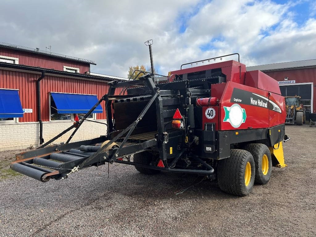 New Holland BB 960 A Dismantled: only spare parts - Kanttipaalain: kuva New Holland BB 960 A Dismantled: only spare parts - Kanttipaalain New Holland BB 960 A Dismantled: only spare parts - Kanttipaalain: kuva New Holland BB 960 A Dismantled: only spare parts - Kanttipaalain
