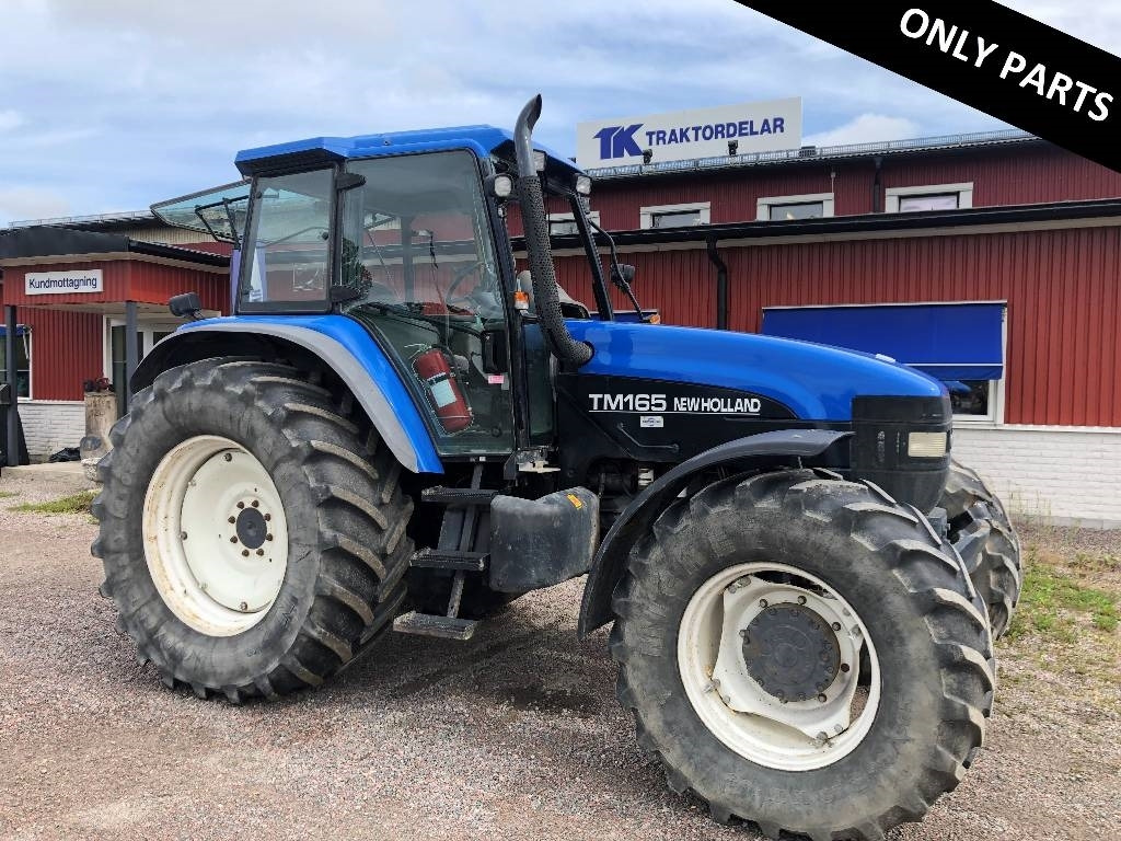 New Holland TM 165 Dismantled: only spare parts - Traktori: kuva New Holland TM 165 Dismantled: only spare parts - Traktori New Holland TM 165 Dismantled: only spare parts - Traktori: kuva New Holland TM 165 Dismantled: only spare parts - Traktori