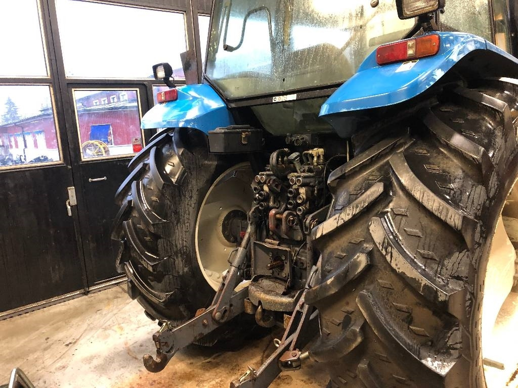 New Holland TS 110 Dismantled: only spare parts - Traktori: kuva New Holland TS 110 Dismantled: only spare parts - Traktori New Holland TS 110 Dismantled: only spare parts - Traktori: kuva New Holland TS 110 Dismantled: only spare parts - Traktori