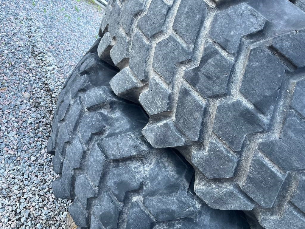 Nokian 18,4-34 14,9-24 till Volvo Bm 840 841 - Rengas - Rakennuskoneet: kuva Nokian 18,4-34 14,9-24 till Volvo Bm 840 841 - Rengas - Rakennuskoneet Nokian 18,4-34 14,9-24 till Volvo Bm 840 841 - Rengas - Rakennuskoneet: kuva Nokian 18,4-34 14,9-24 till Volvo Bm 840 841 - Rengas - Rakennuskoneet