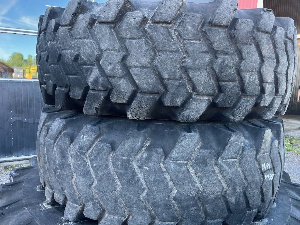 Nokian 18,4-34 14,9-24 till Volvo Bm 840 841 - Rengas - Rakennuskoneet: kuva Nokian 18,4-34 14,9-24 till Volvo Bm 840 841 - Rengas - Rakennuskoneet Nokian 18,4-34 14,9-24 till Volvo Bm 840 841 - Rengas - Rakennuskoneet: kuva Nokian 18,4-34 14,9-24 till Volvo Bm 840 841 - Rengas - Rakennuskoneet