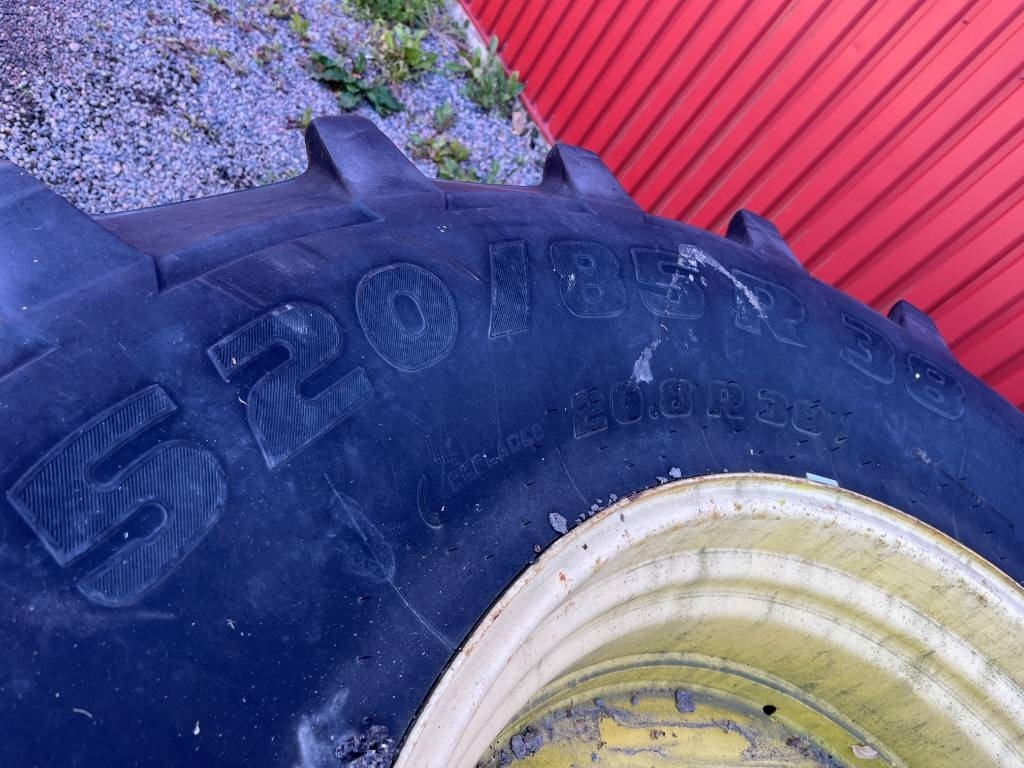 Trelleborg 520/85R38 till John Deere 7920 mfl - Rengas - Maatalouskoneet: kuva Trelleborg 520/85R38 till John Deere 7920 mfl - Rengas - Maatalouskoneet Trelleborg 520/85R38 till John Deere 7920 mfl - Rengas - Maatalouskoneet: kuva Trelleborg 520/85R38 till John Deere 7920 mfl - Rengas - Maatalouskoneet