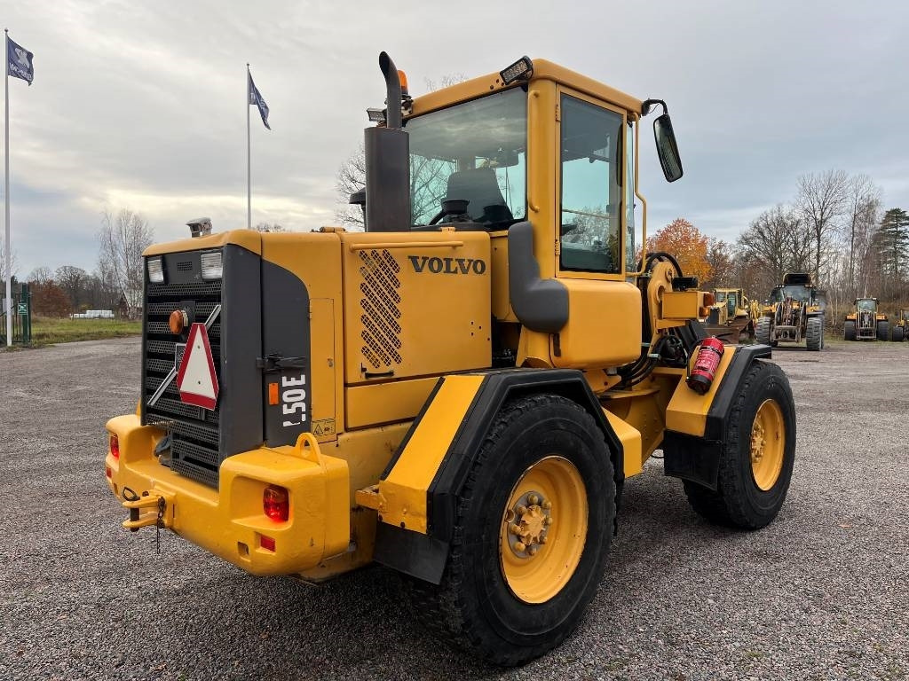 Volvo L 50 E - Pyöräkuormaaja: kuva Volvo L 50 E - Pyöräkuormaaja Volvo L 50 E - Pyöräkuormaaja: kuva Volvo L 50 E - Pyöräkuormaaja