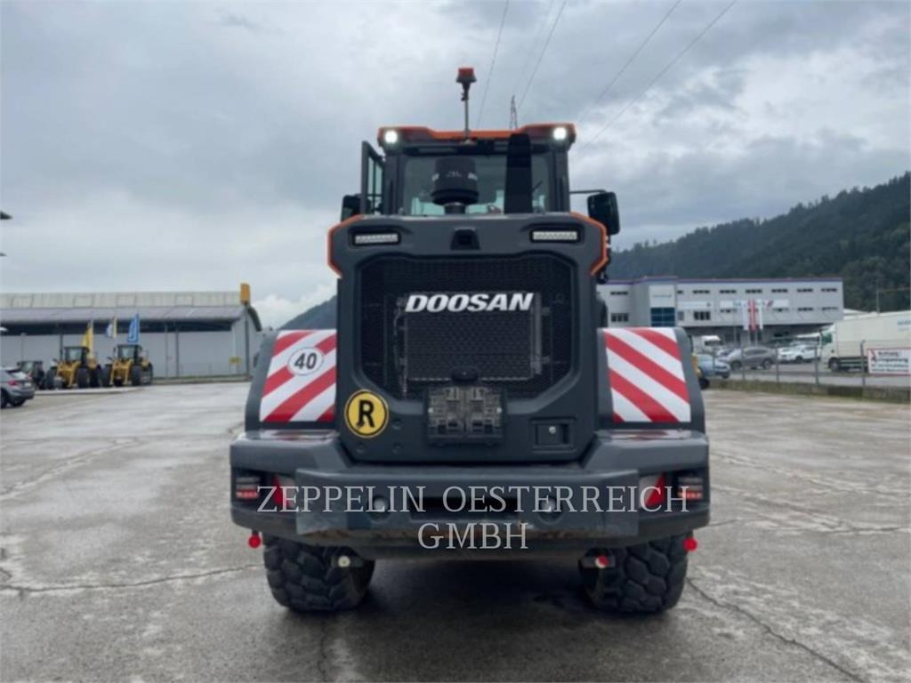 Doosan DL250-7 - Pyöräkuormaaja: kuva  Doosan DL250-7 - Pyöräkuormaaja Doosan DL250-7 - Pyöräkuormaaja: kuva  Doosan DL250-7 - Pyöräkuormaaja