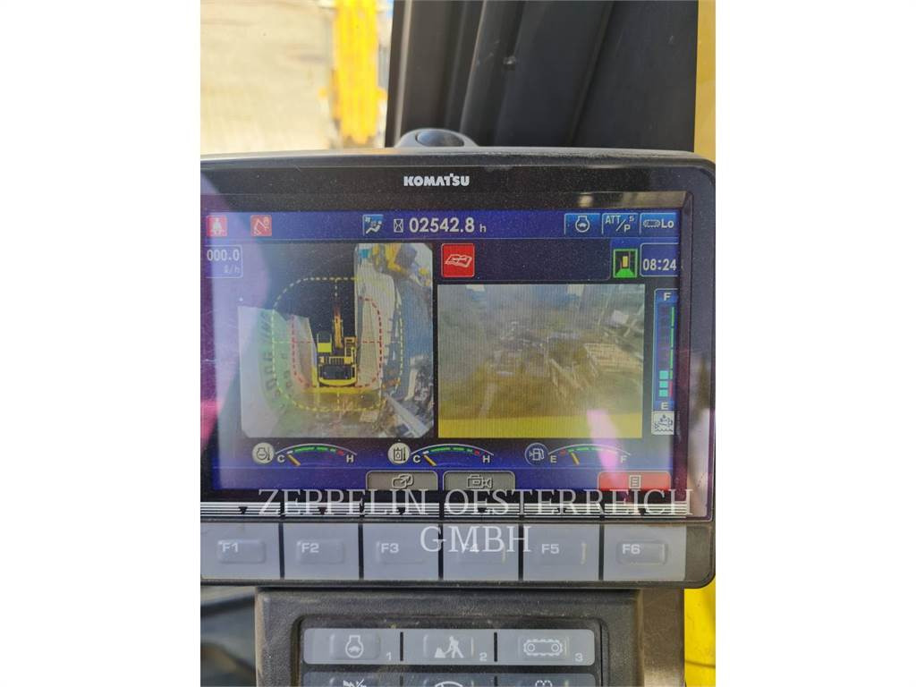 Komatsu PC210LC-11EQ - Telakaivukone: kuva Komatsu PC210LC-11EQ - Telakaivukone Komatsu PC210LC-11EQ - Telakaivukone: kuva Komatsu PC210LC-11EQ - Telakaivukone