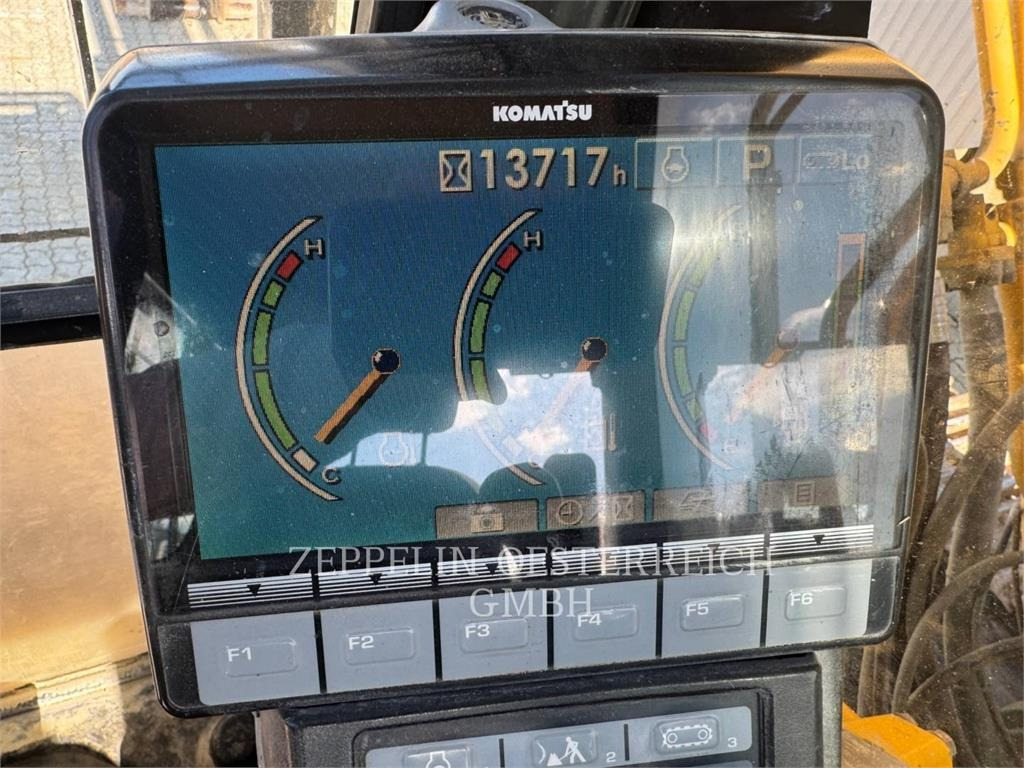 Komatsu PC450LC-8 - Telakaivukone: kuva Komatsu PC450LC-8 - Telakaivukone Komatsu PC450LC-8 - Telakaivukone: kuva Komatsu PC450LC-8 - Telakaivukone