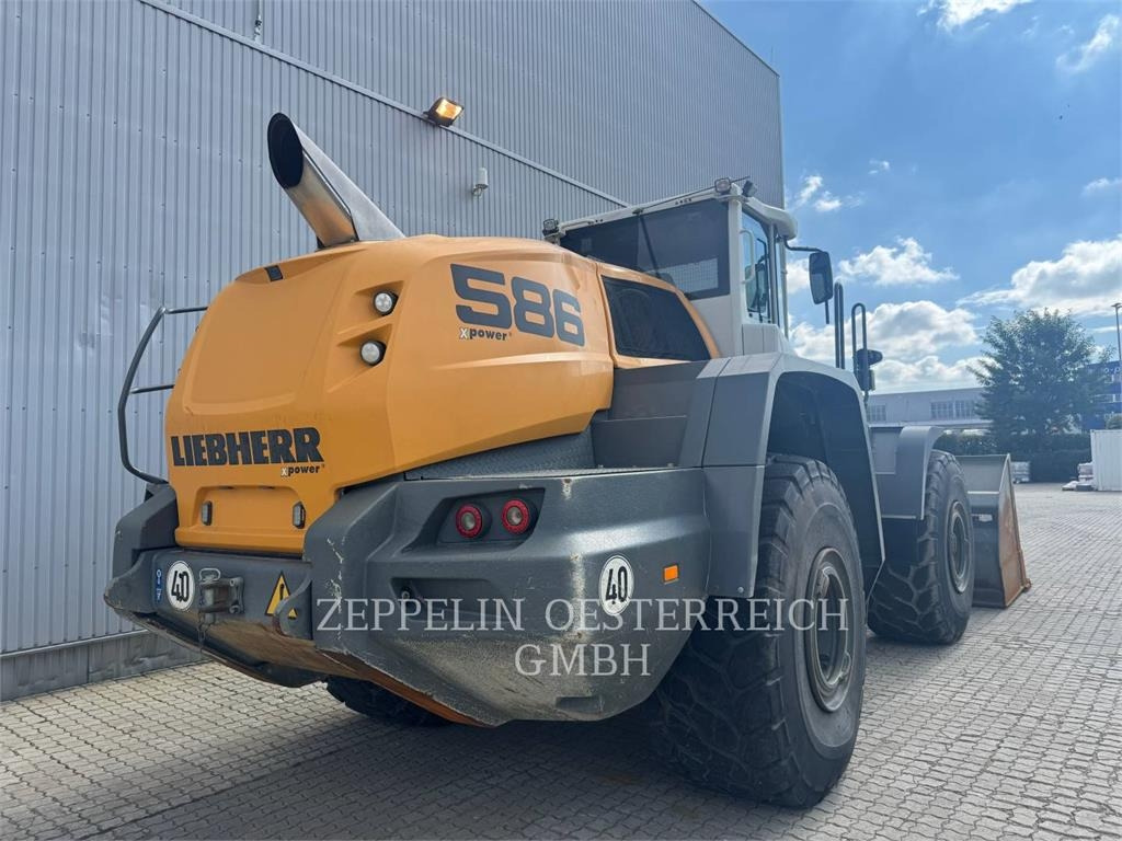 Liebherr L586 - Pyöräkuormaaja: kuva Liebherr L586 - Pyöräkuormaaja Liebherr L586 - Pyöräkuormaaja: kuva Liebherr L586 - Pyöräkuormaaja