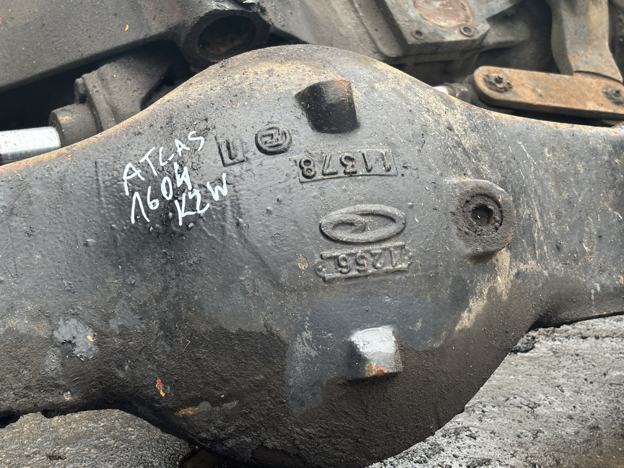 Atlas 1604 KZW Oś Tylnia Most Tylni Zwolnica Zwrotnica Obudowa Pochwa Układ Planetarny CZĘŚCI - Olka-akseli - Maatalouskoneet: kuva Atlas 1604 KZW Oś Tylnia Most Tylni Zwolnica Zwrotnica Obudowa Pochwa Układ Planetarny CZĘŚCI - Olka-akseli - Maatalouskoneet Atlas 1604 KZW Oś Tylnia Most Tylni Zwolnica Zwrotnica Obudowa Pochwa Układ Planetarny CZĘŚCI - Olka-akseli - Maatalouskoneet: kuva Atlas 1604 KZW Oś Tylnia Most Tylni Zwolnica Zwrotnica Obudowa Pochwa Układ Planetarny CZĘŚCI - Olka-akseli - Maatalouskoneet