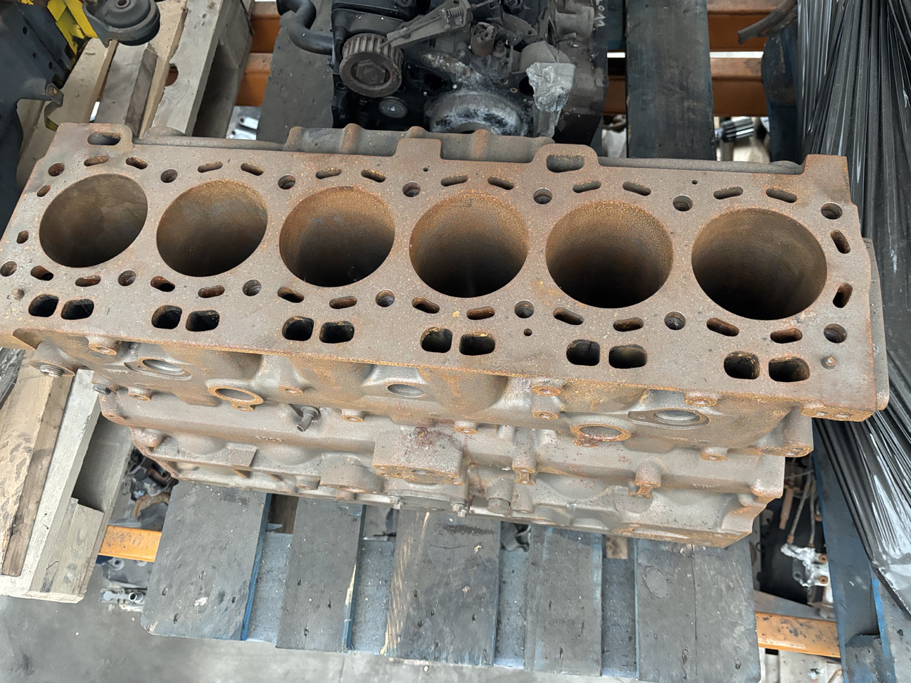Caterpillar CAT C6.6 Blok Silnika 306-6845 - Sylinterielementit - Maatalouskoneet: kuva Caterpillar CAT C6.6 Blok Silnika 306-6845 - Sylinterielementit - Maatalouskoneet Caterpillar CAT C6.6 Blok Silnika 306-6845 - Sylinterielementit - Maatalouskoneet: kuva Caterpillar CAT C6.6 Blok Silnika 306-6845 - Sylinterielementit - Maatalouskoneet