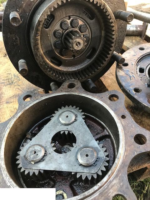 Claas Ranger - Półoś - Vetoakseli - Maatalouskoneet: kuva Claas Ranger - Półoś - Vetoakseli - Maatalouskoneet Claas Ranger - Półoś - Vetoakseli - Maatalouskoneet: kuva Claas Ranger - Półoś - Vetoakseli - Maatalouskoneet